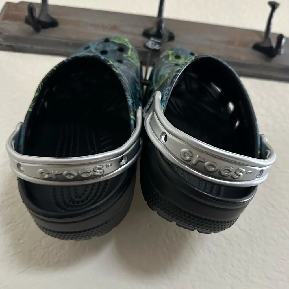 Mandalorian Crocs - Picture 3 of 5